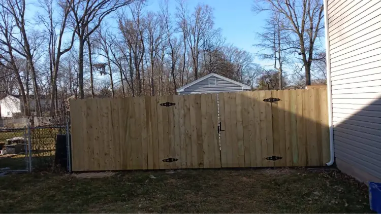 Professional Fence Repair