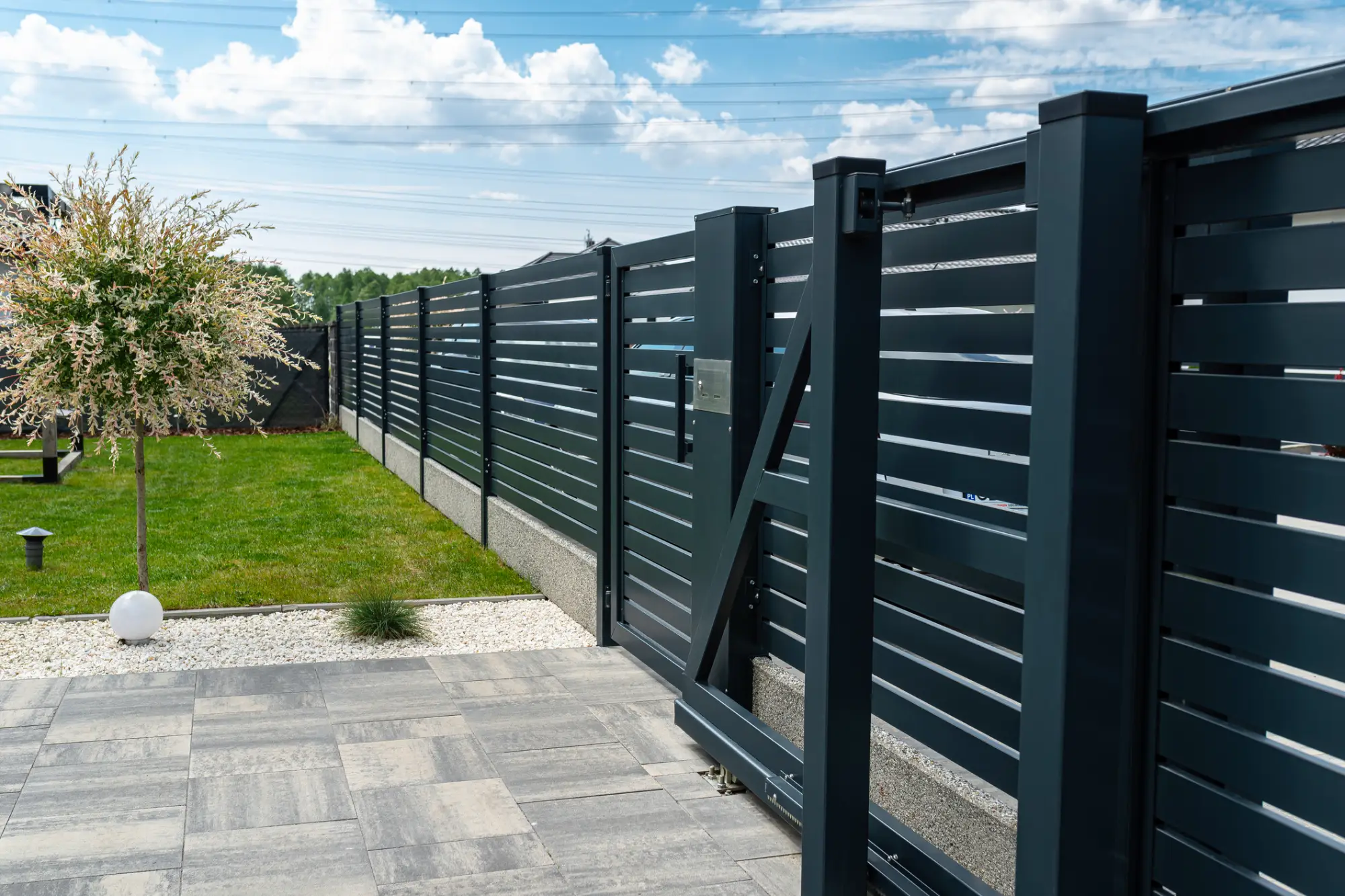 Professional Vinyl Fence Installation