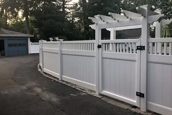 Professional Aluminum Fence Installation
